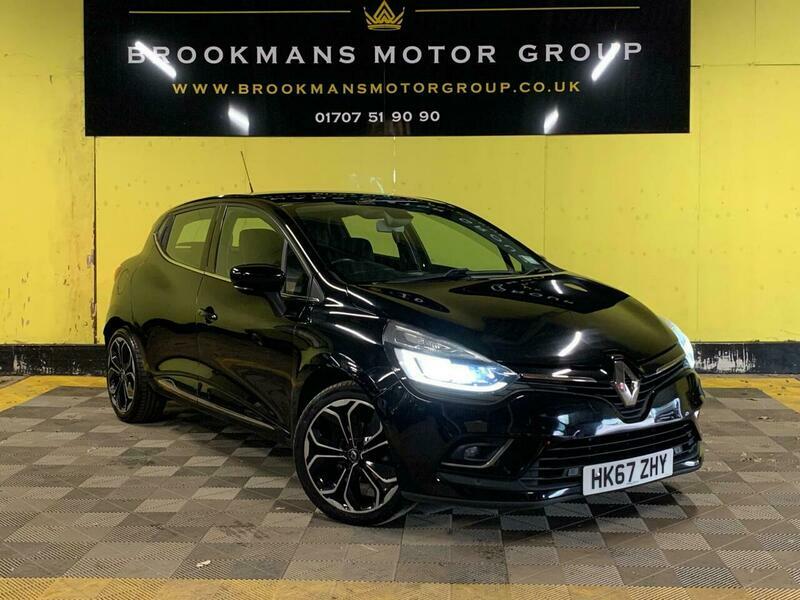 Renault Clio 0.9 Tce Signature Nav Black