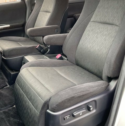 Toyota Vellfire Mpv 201262 SE62XHP White #2