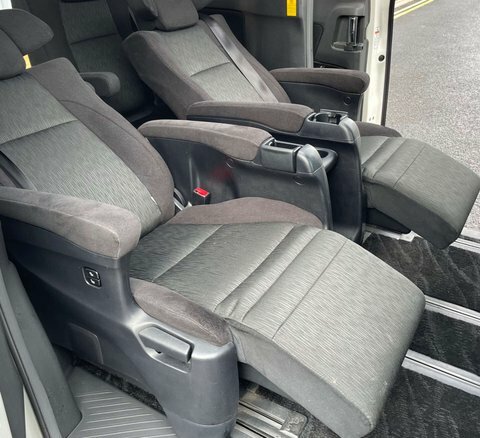 Toyota Vellfire Mpv 201262 SE62XHP White #4