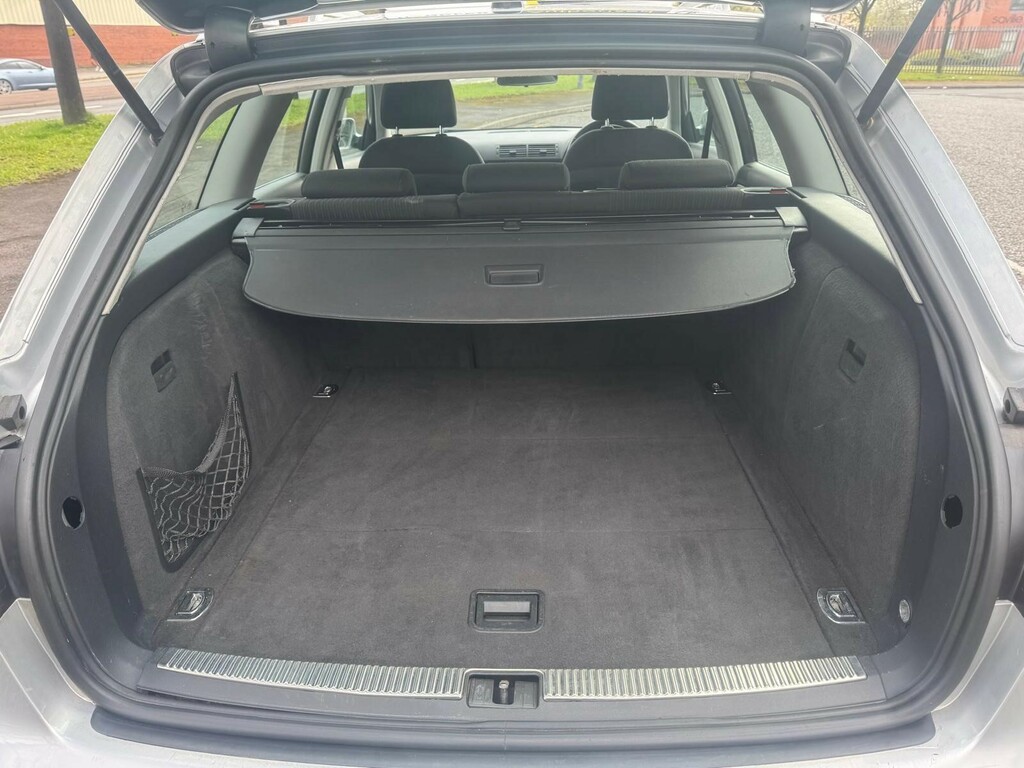 Audi A4 Avant 2.0 S Line Silver #38