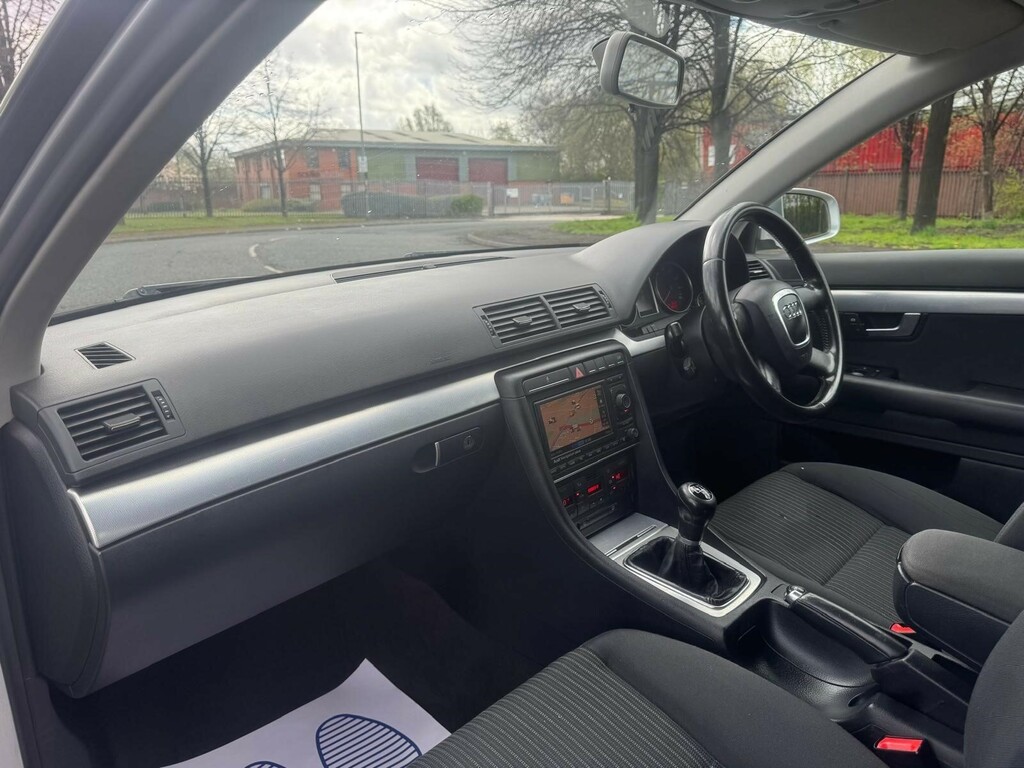 Audi A4 Avant 2.0 S Line Silver #16