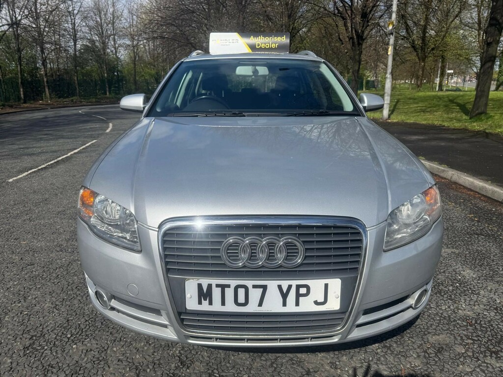 Audi A4 Avant 2.0 S Line Silver #2