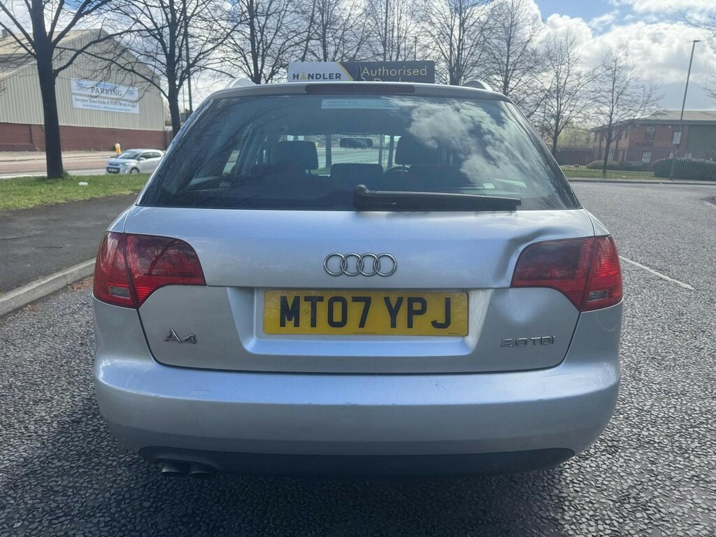 Audi A4 Avant 2.0 S Line Silver #10