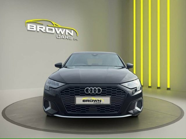Audi A3 2.0 Tdi 35 Sport YE22JOU Black #2