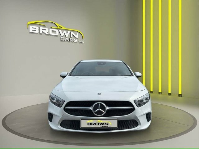 Mercedes-Benz A Class 1.5 A180d Sport Executive KN69TKJ White #2