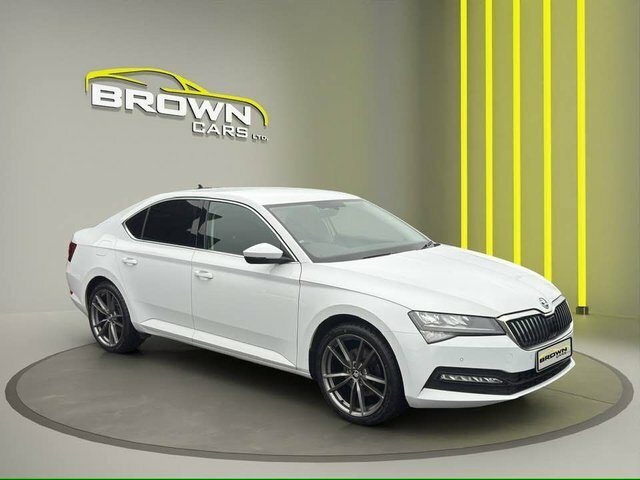 Skoda Superb 2.0 Tdi Se Hatchback White