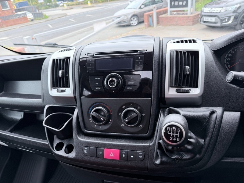 Fiat Ducato 3L Maxi White #9