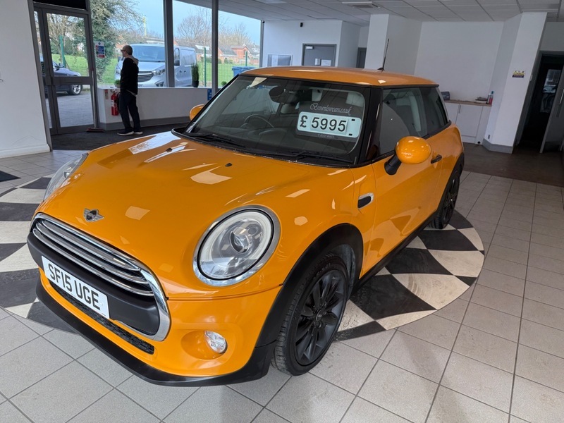 Mini Hatch One 71000 Miles 15 SF15UGE Orange #3
