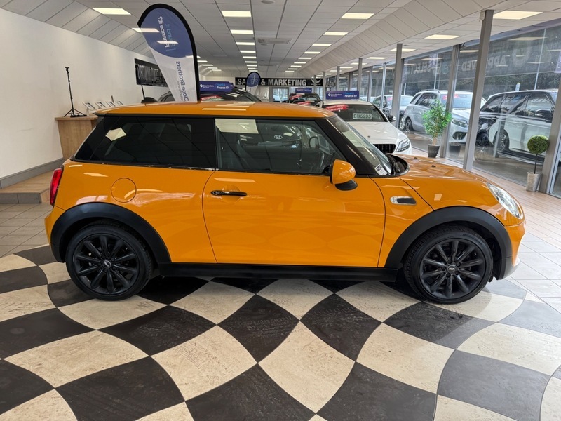 Mini Hatch One 71000 Miles 15 SF15UGE Orange #4