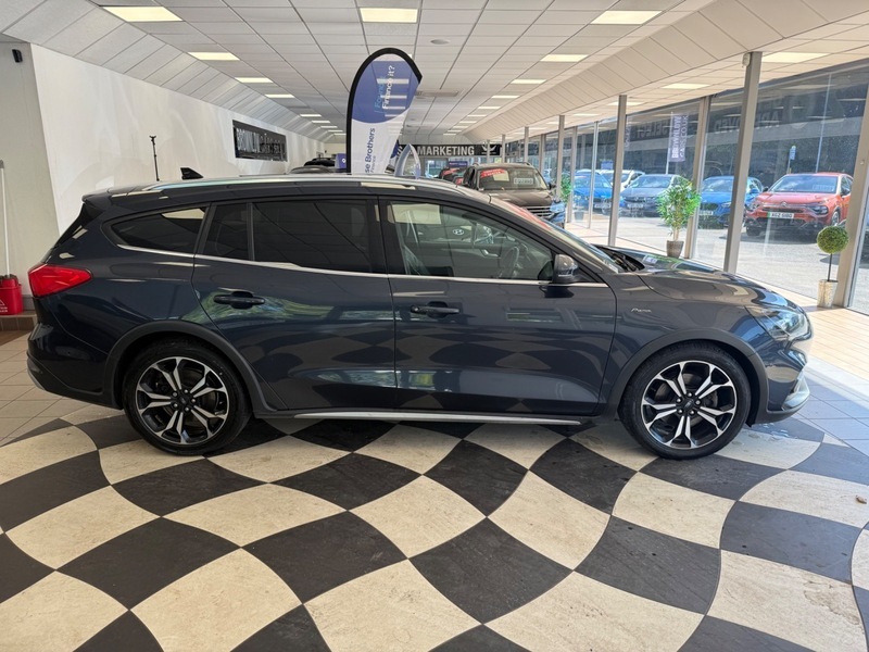 Ford Focus Active X Vignale Ecoblue YP70OFG Blue #4