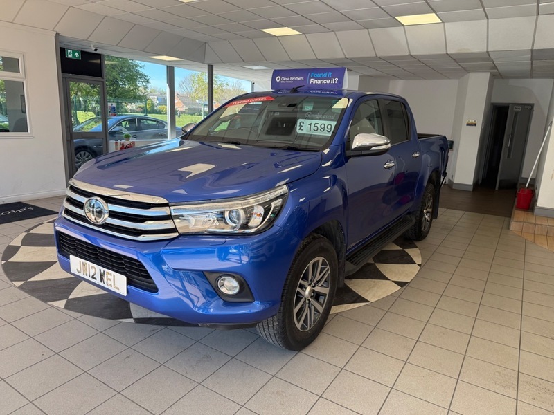 Toyota HILUX Invincible 4Wd D-4d Dcb SV19OAD Blue #3