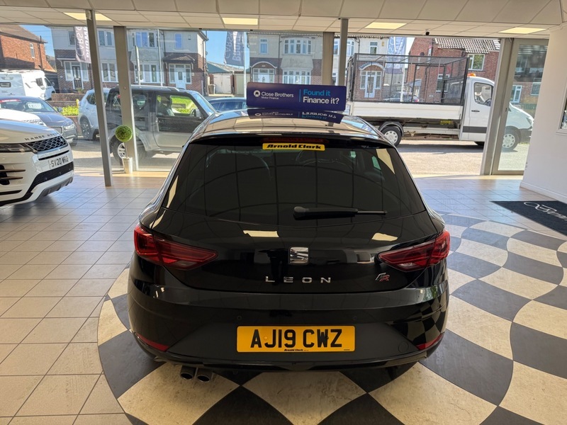 Seat Leon Tsi Evo Fr 89000 AJ19CWZ Black #4