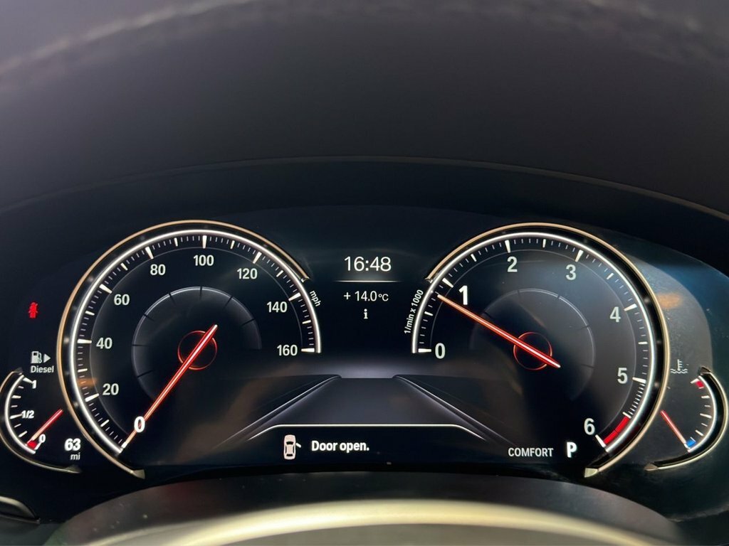 BMW 5 Series 2L M Sport WG18EOX White #3