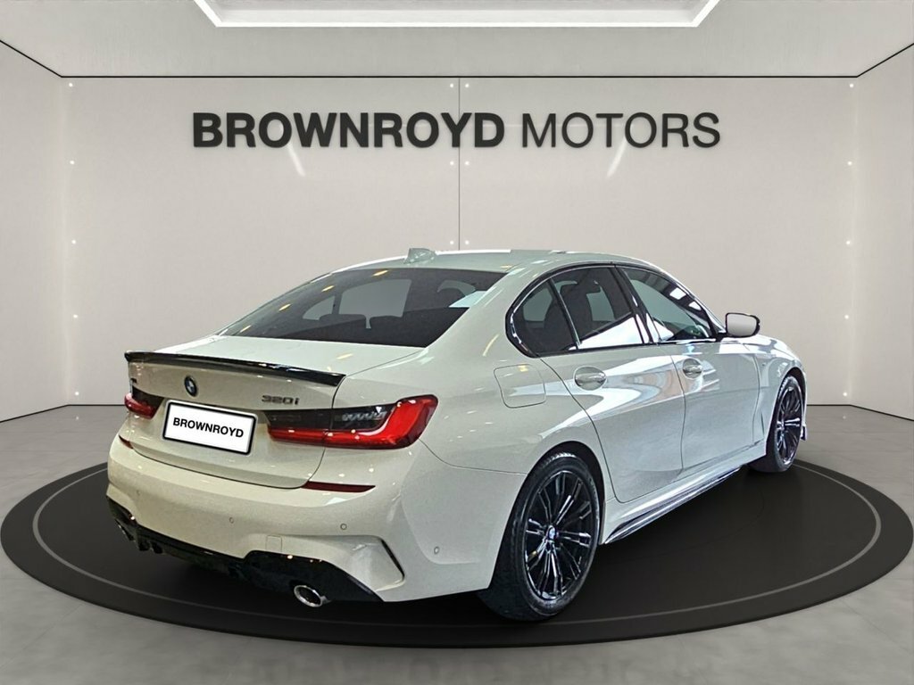 BMW 3 Series 2L M Sport SM21UGJ White #6