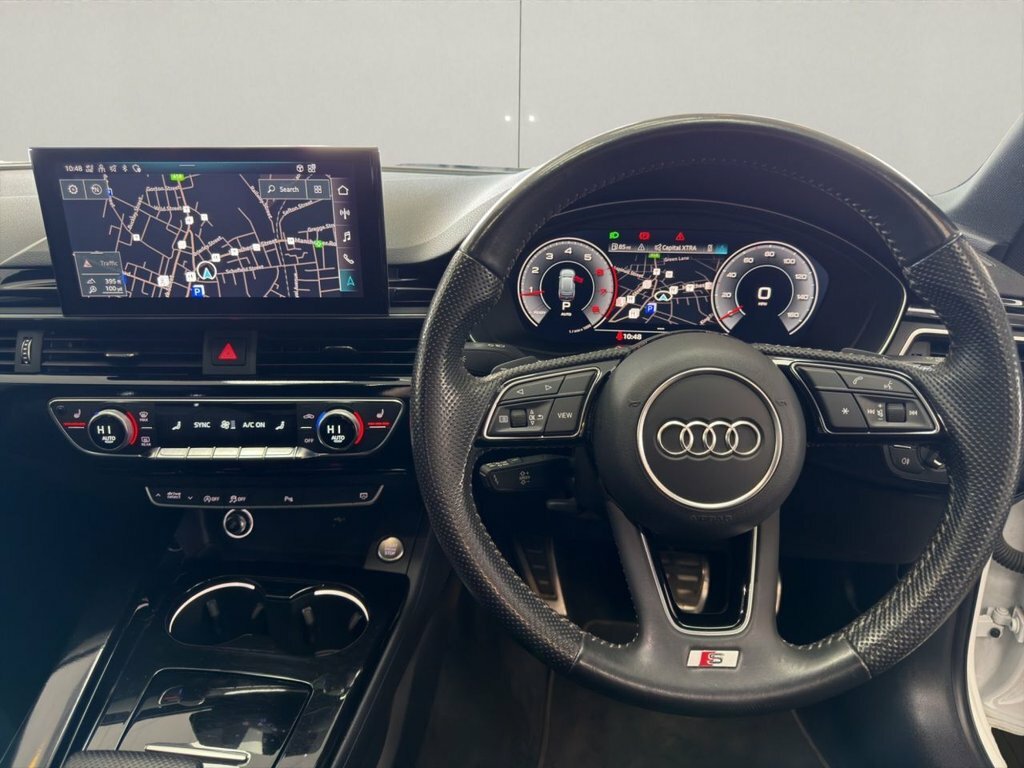 Audi A4 Avant 2L S Line White #3