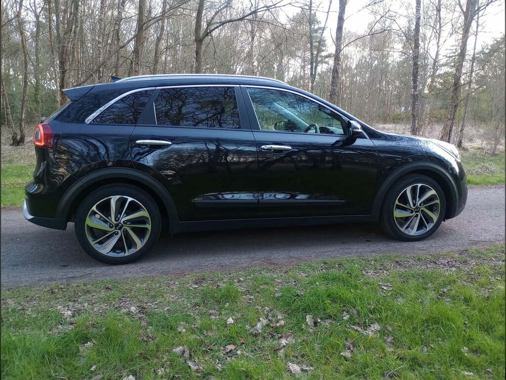 Kia Niro 1.6H Gdi First Edition Dct Euro 6 Ss YX17WTA Black #6