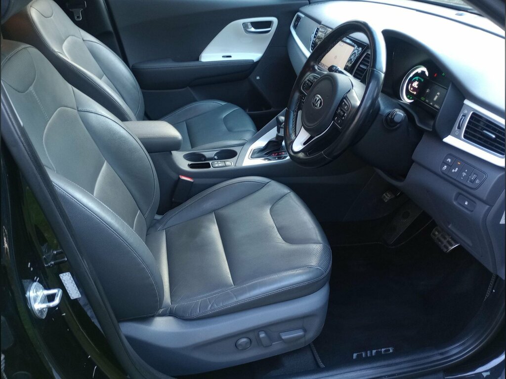 Kia Niro 1.6H Gdi First Edition Dct Euro 6 Ss YX17WTA Black #2