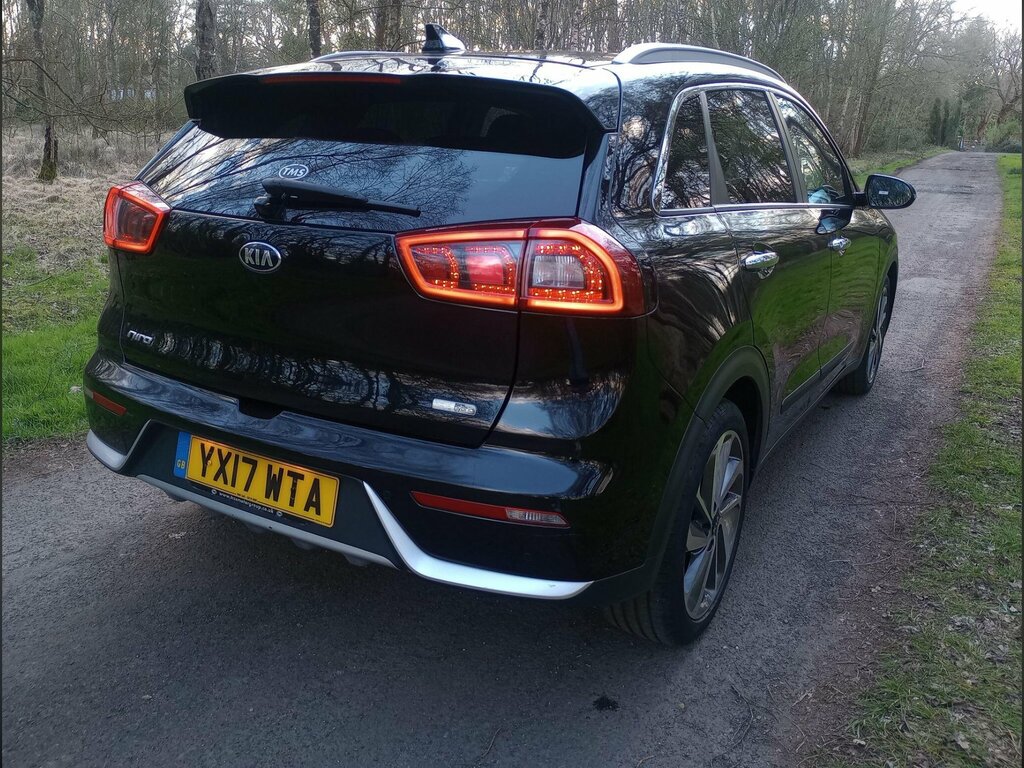 Kia Niro 1.6H Gdi First Edition Dct Euro 6 Ss YX17WTA Black #5