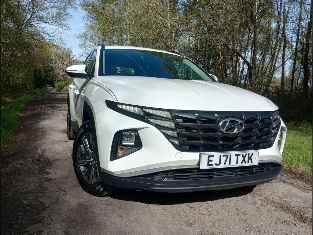 Hyundai Tucson 1.6 H T-gdi Se Connect Euro 6 Ss White