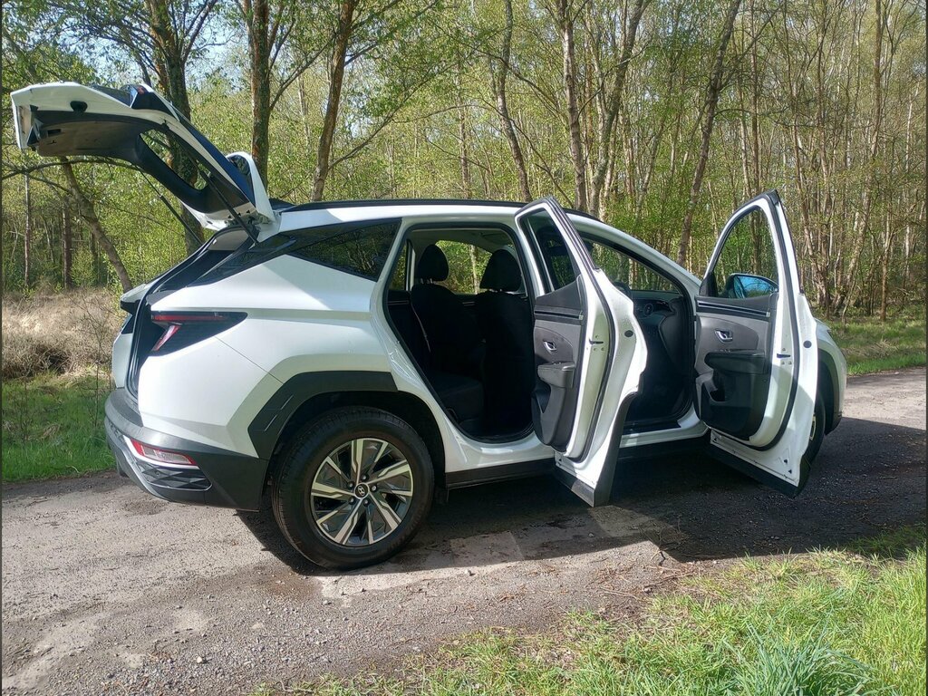 Hyundai Tucson 1.6 H T-gdi Se Connect Euro 6 Ss EJ71TXK White #4