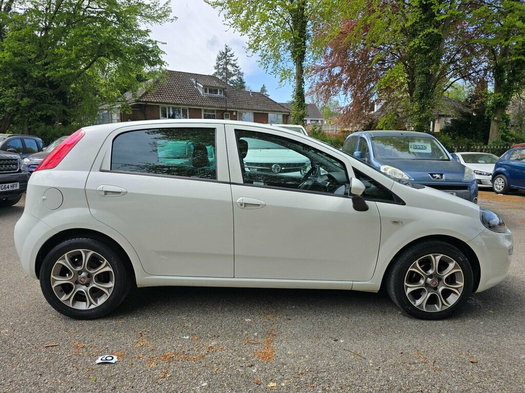 Fiat Punto 1.4 Easy Euro 6 Ss White #6