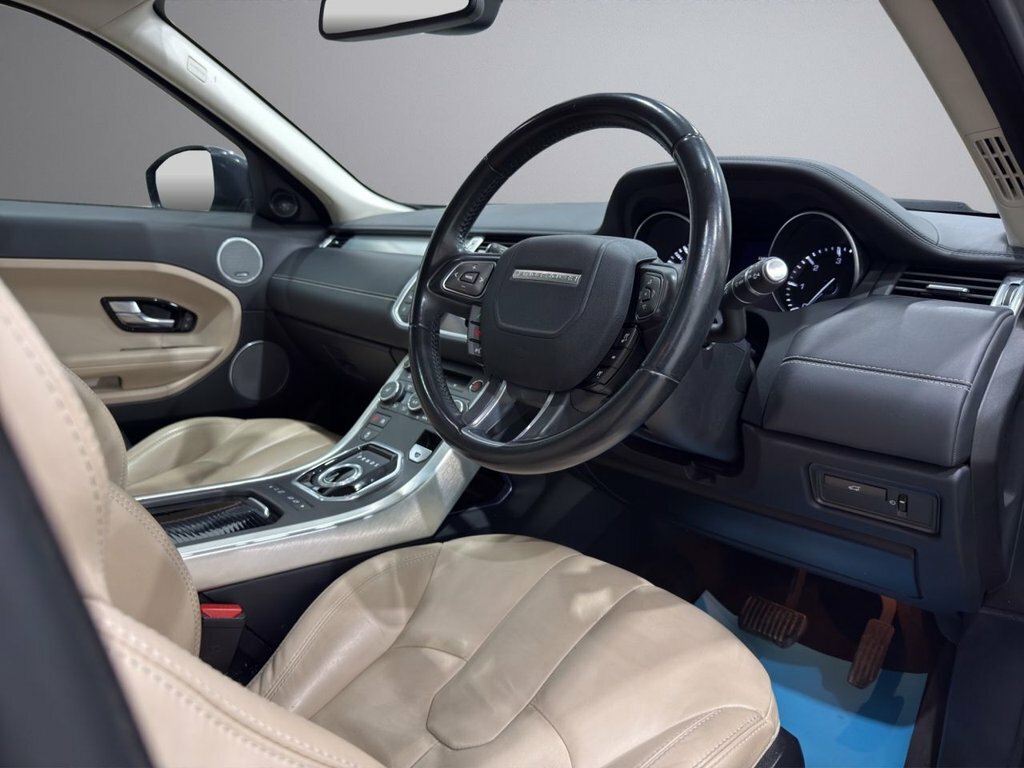 Land Rover Range Rover Evoque 2.2L Prestige Lux LT64YBV Grey #2
