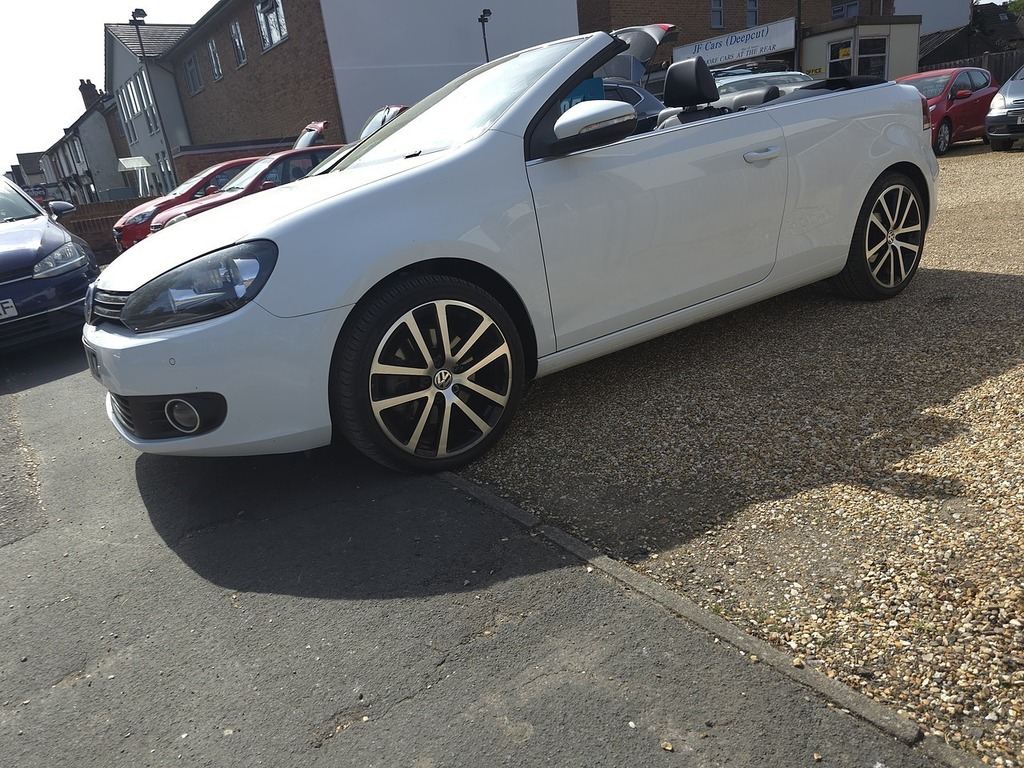 Volkswagen Golf Golf 2.0 Tdi Bluemotion Tech Gt Cabriolet Dies White #4