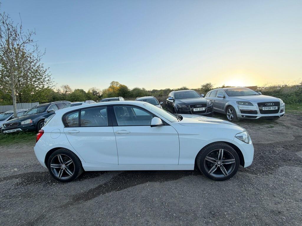 BMW 1 Series 1.6 116I Sport Euro 5 Ss FD61EKX White #6