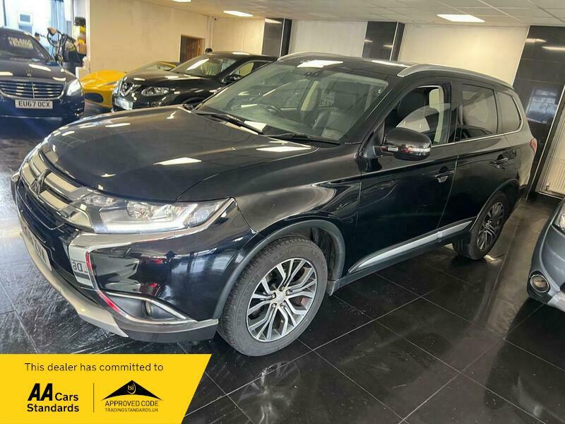 Mitsubishi Outlander 2.2 Di-d 4 4Wd EK18ZVW Black #4