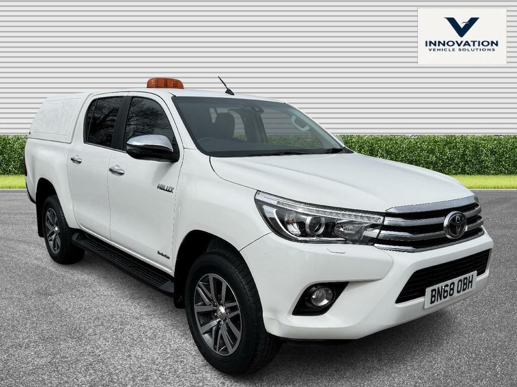 Toyota HILUX 2.4 D-4d Invincible 4Wd Euro 6 Ss Tss White