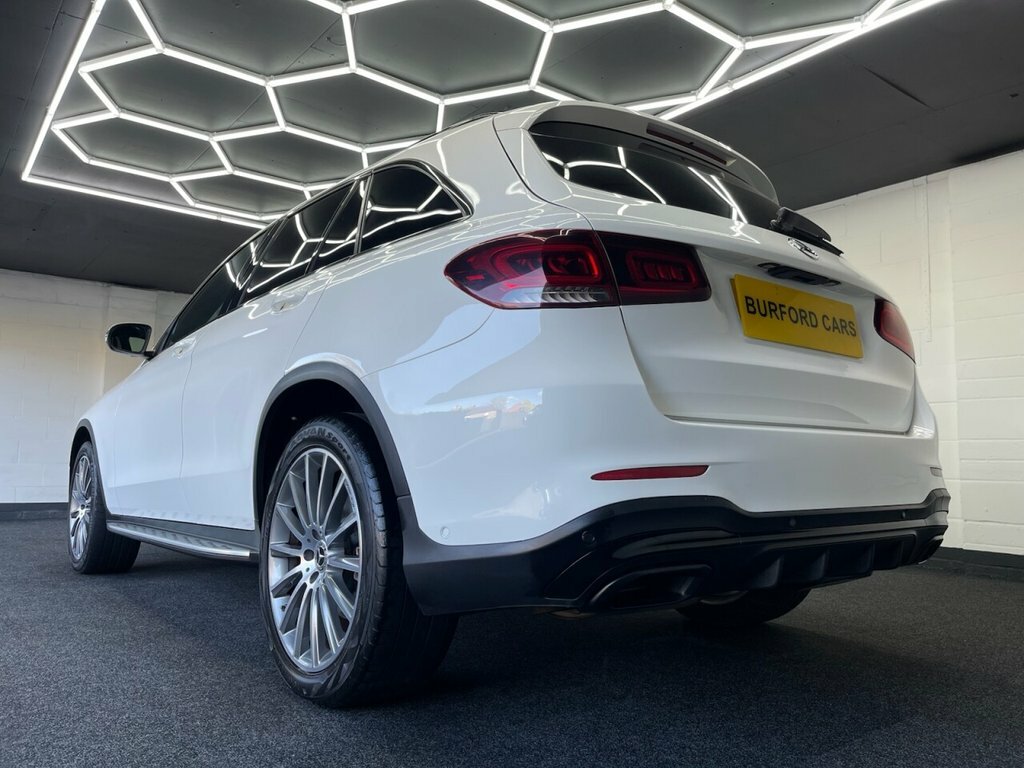 Mercedes-Benz GLC Class 2L Amg Line MJ69HYA White #6