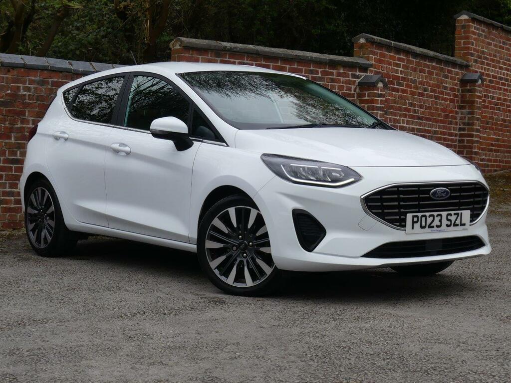 Ford Fiesta Ford Fiesta 2323 1.0T Ecoboost Mhev Titanium-x White