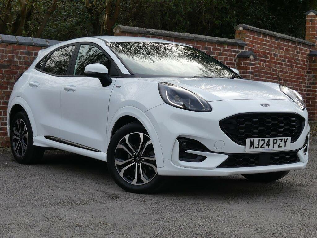 Ford Puma Ford Puma 2424 1.0T Ecoboost Mhev St-line Dct White