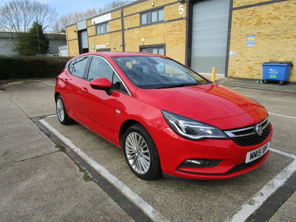 Vauxhall Astra 1.0I Turbo Ecotec Elite Nav Hatchback M Red