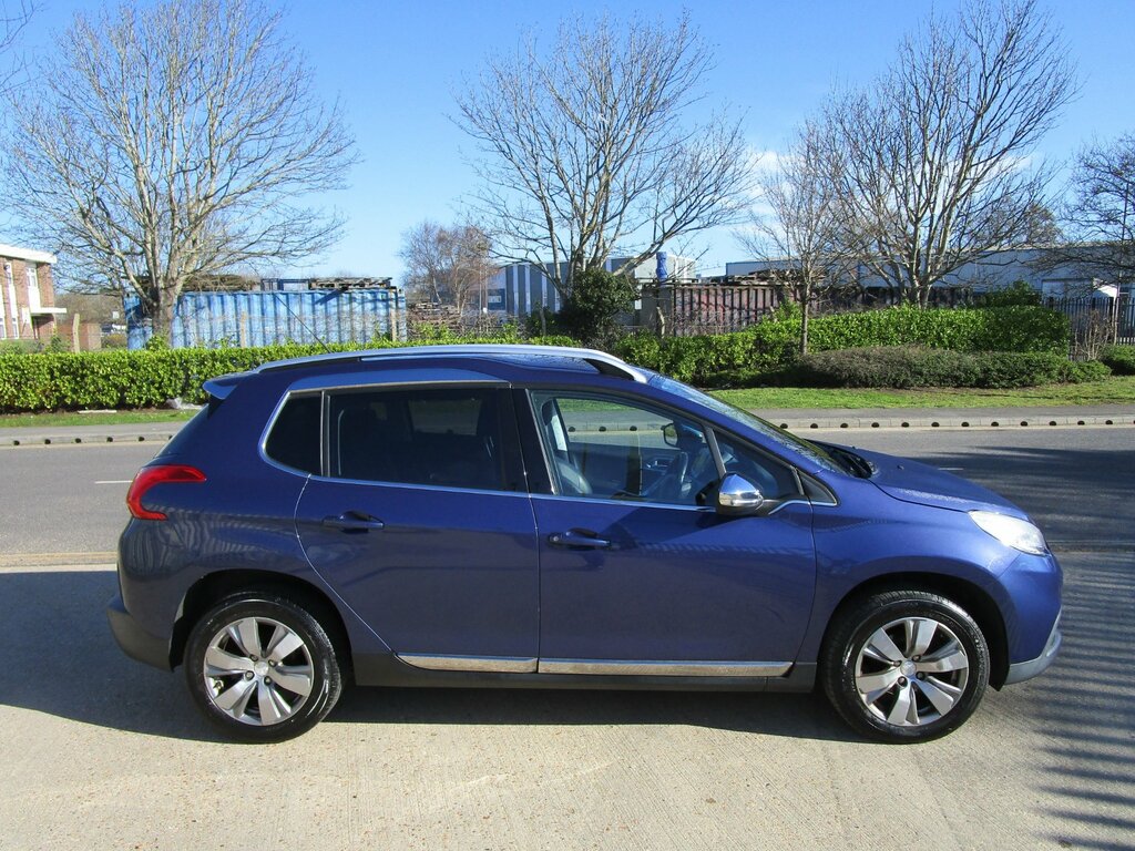 Peugeot 2008 1.2 Vti Puretech Allure Suv Euro ML15GDO Blue #6