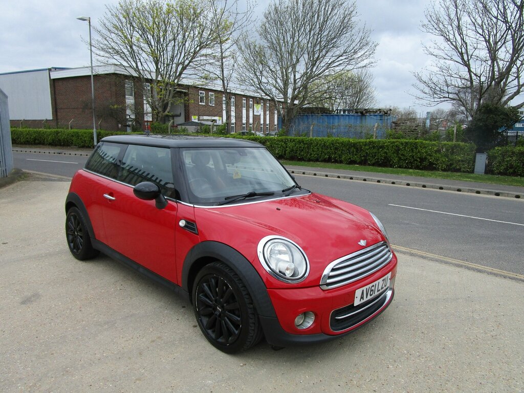 Mini Hatch 1.6 Cooper Hatchback Euro 5 Ss Red