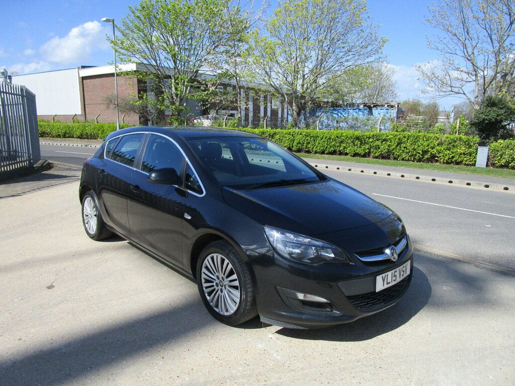Vauxhall Astra 1.6 16V Excite Hatchback Euro 5 Black