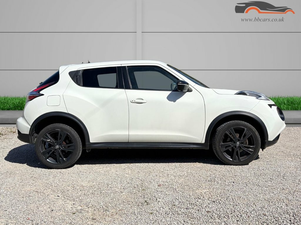 Nissan Juke 1L Tekna HJ17EKD White #6