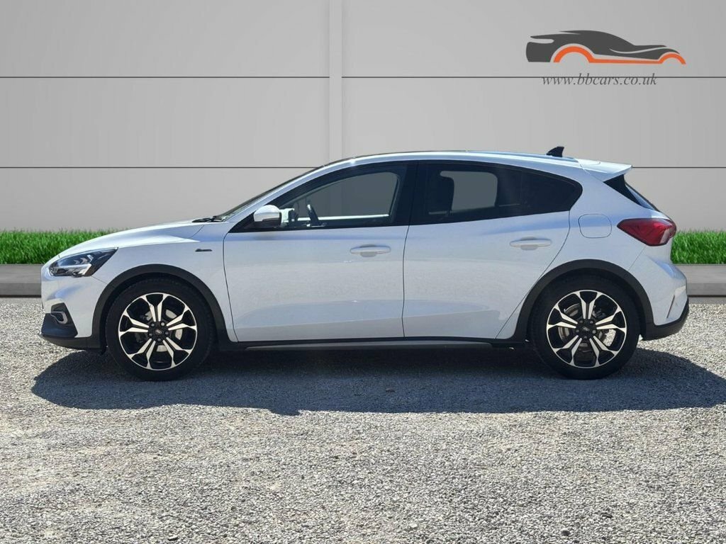 Ford Focus 1L Active X Edition BP71KNB White #2