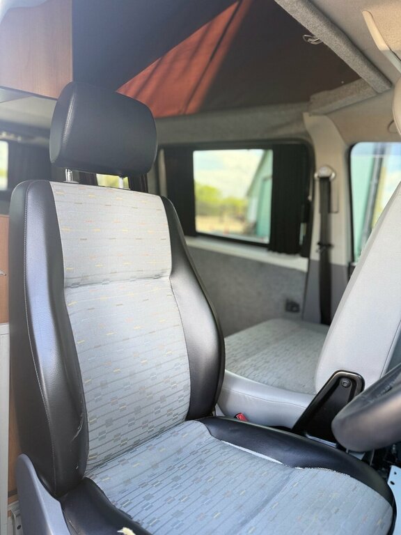 Volkswagen Transporter Diesel White #4