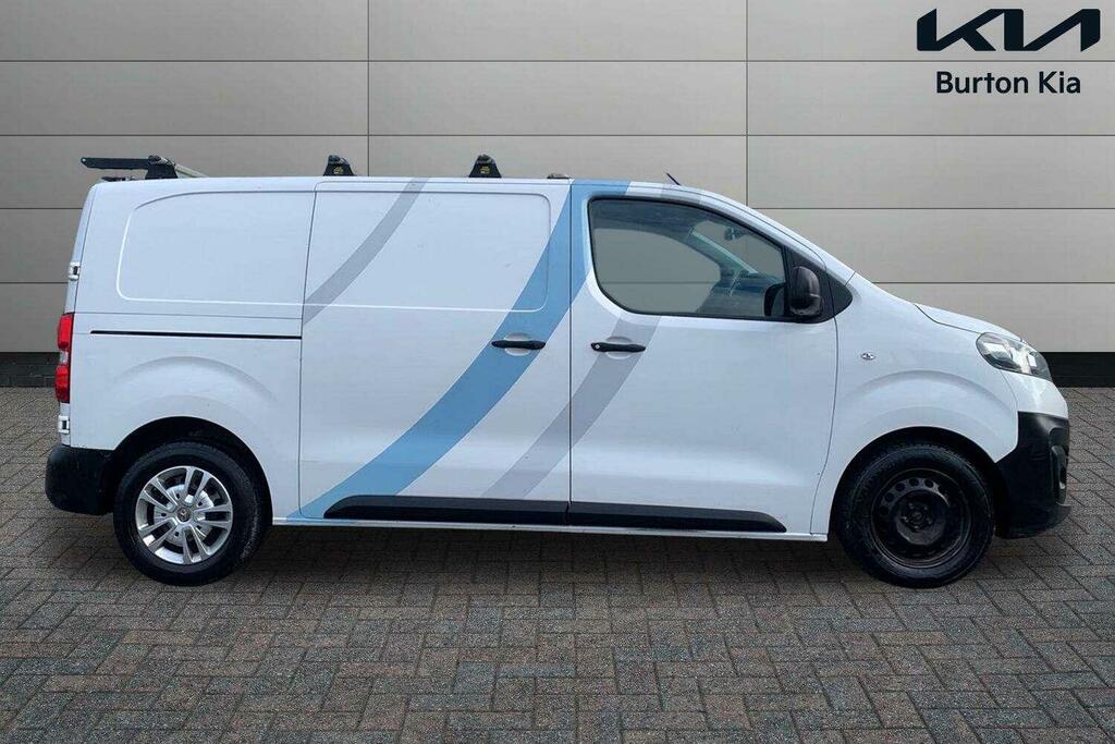Vauxhall Vivaro 2.0 Turbo D 3100 Dynamic Panel Van 6Dr Manu DN21YMD White #3