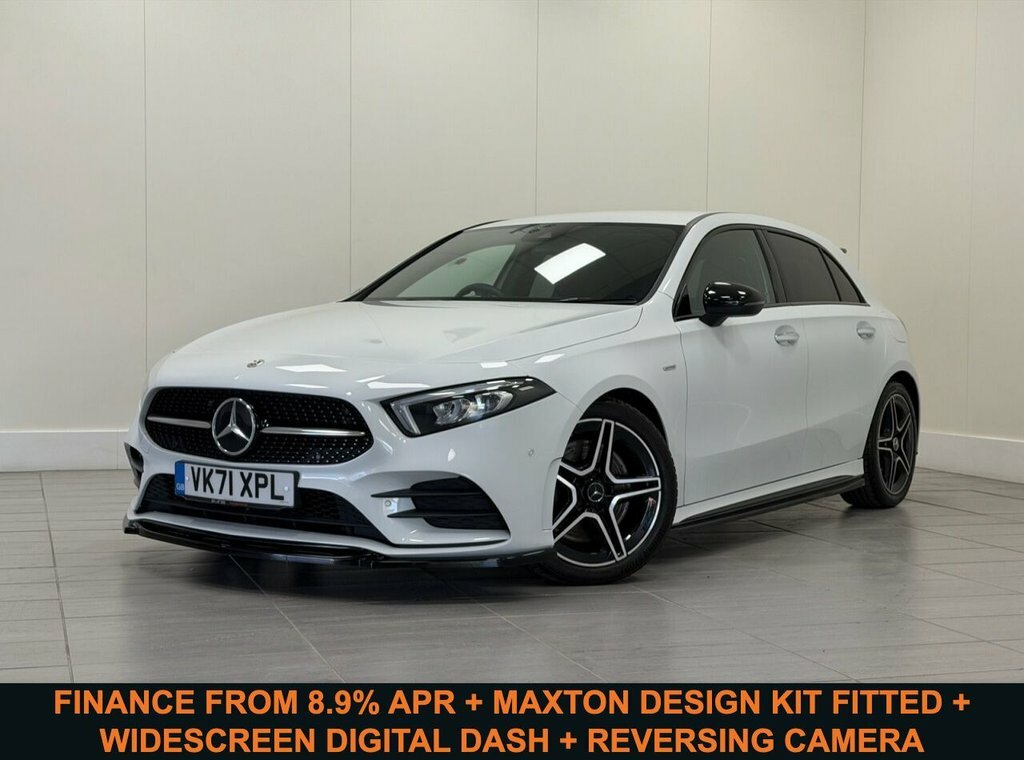 Mercedes-Benz A Class 2L Amg Line Edition White