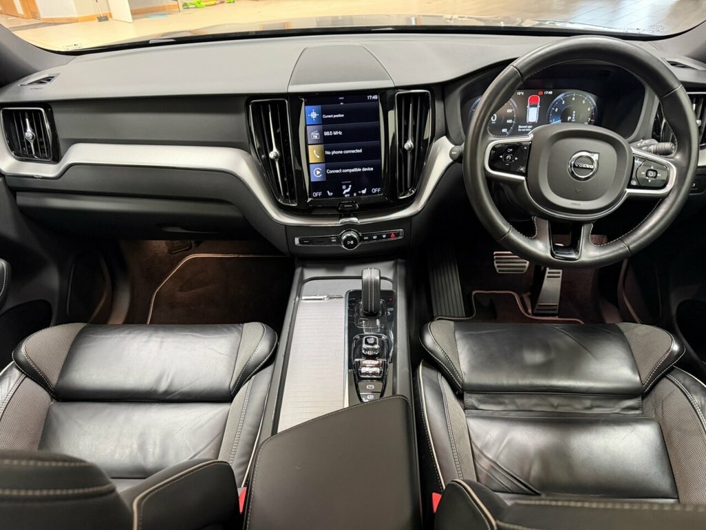 Volvo XC60 2L R-design KW21EGJ Black #2