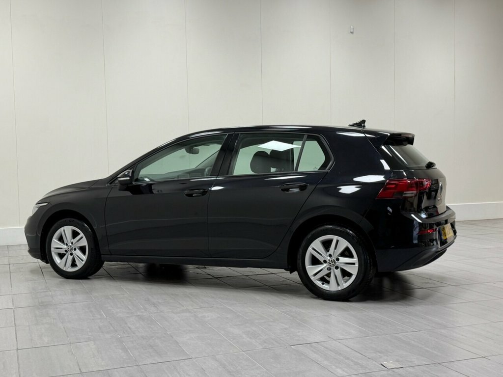 Volkswagen Golf 1L Life YG72UPM Black #5
