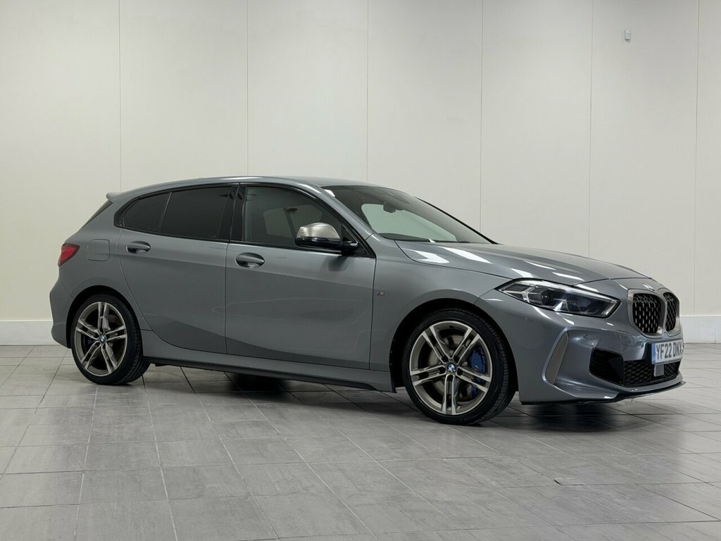 BMW 1 Series Hatchback YF22DNX Grey #4