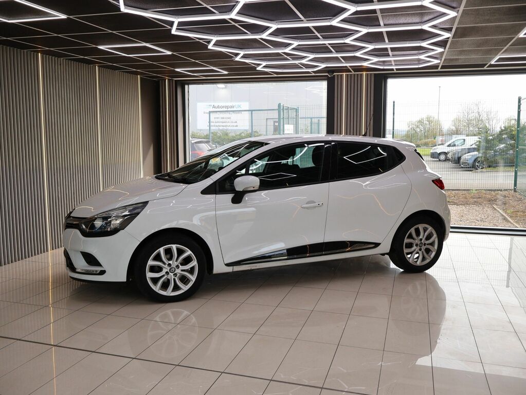 Renault Clio 2017 0.9 Tce Dynamique Nav Hatchback Ma PF17VNR White #5