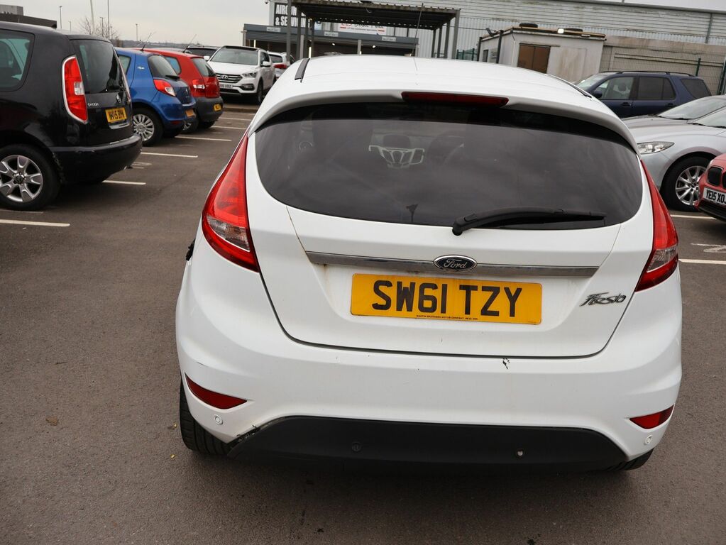 Ford Fiesta 2012 1.25 Zetec Hatchback 129 G SW61TZY White #6