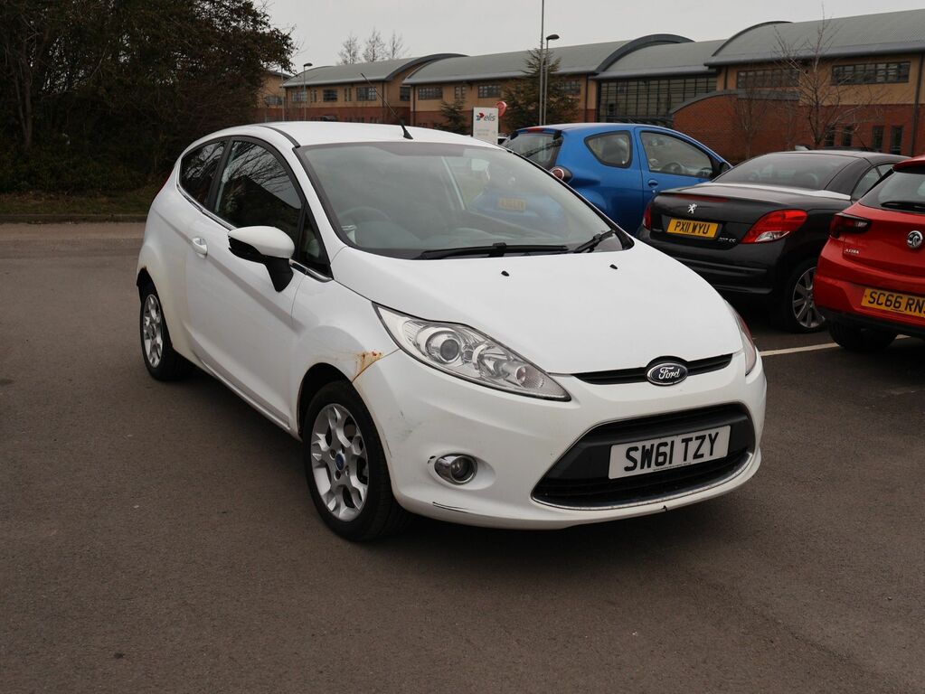 Ford Fiesta 2012 1.25 Zetec Hatchback 129 G White