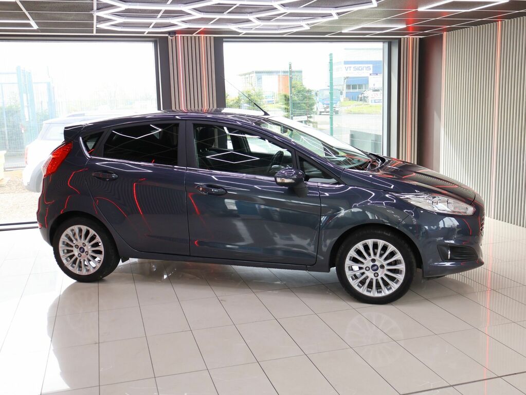 Ford Fiesta 2014 1.6 Titanium Hatchback Powershift SJ14OTS Grey #2