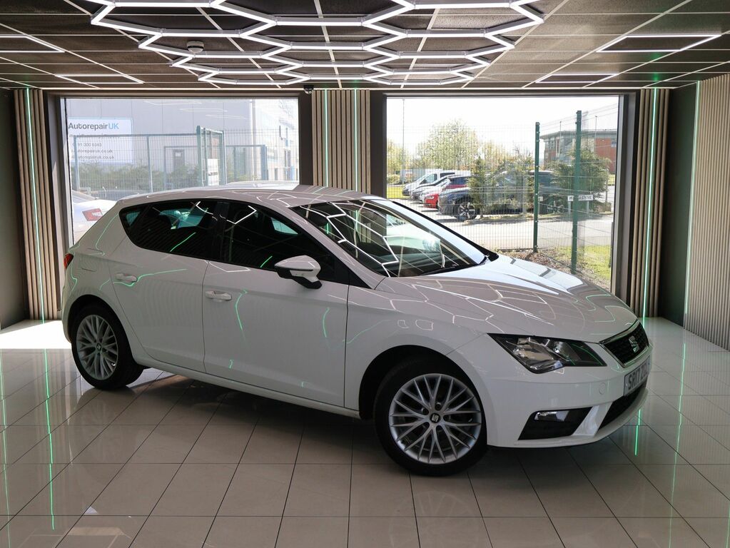 Seat Leon 2017 1.2 Tsi Se Dynamic Technology Hatchback P White